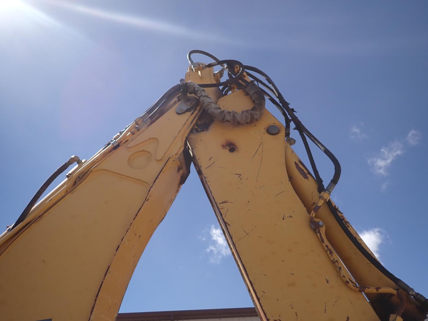 ./imagenes/INVOICE/2019/16552/RETROEXCAVADORA JOHN DEERE_410G (4).JPG